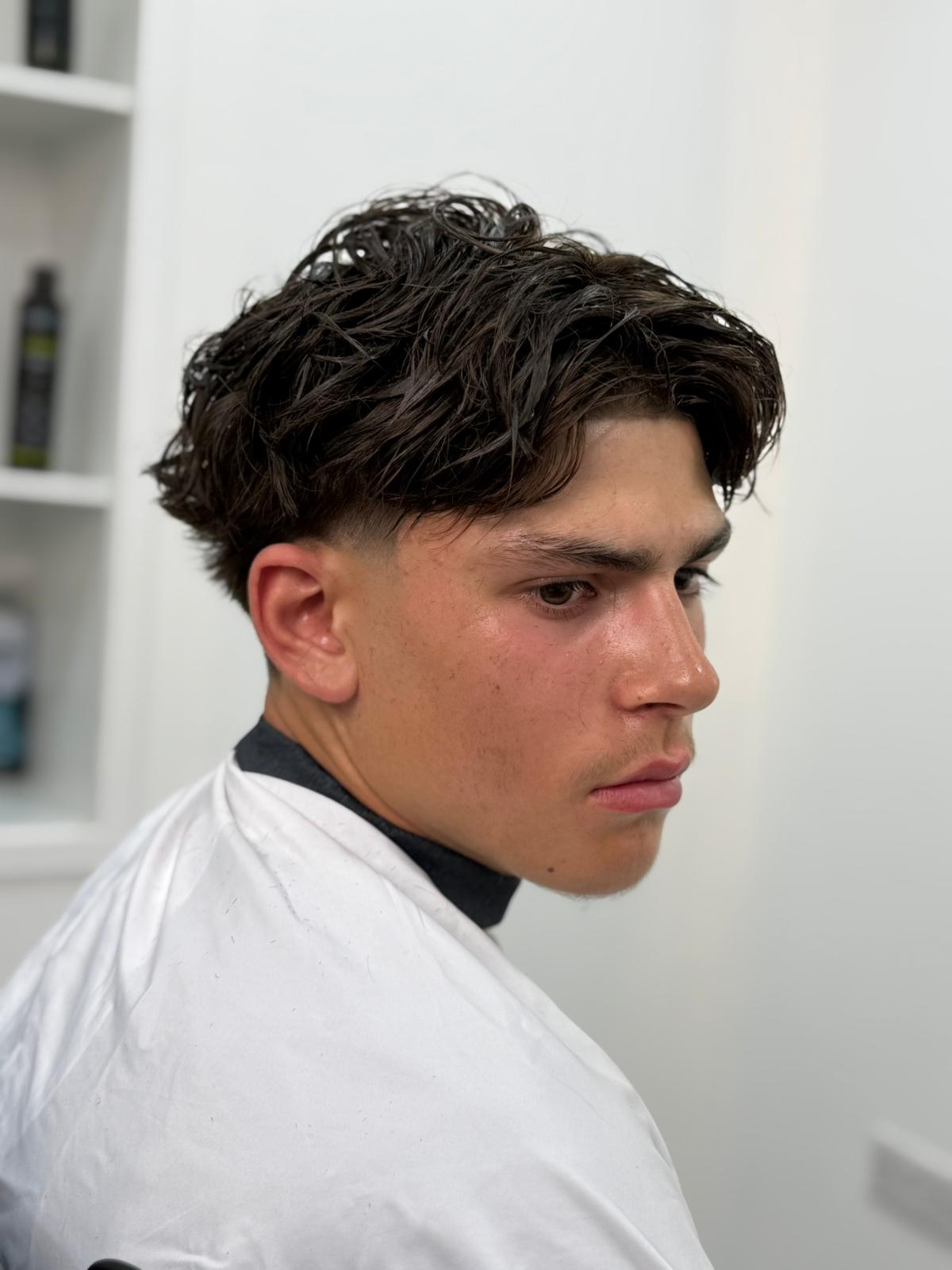 Textured wavy fringe with taper