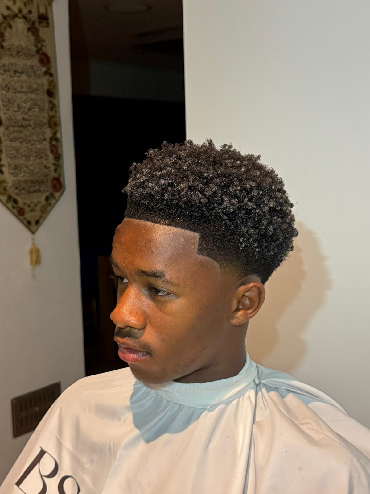 Afro taper with defined hairline